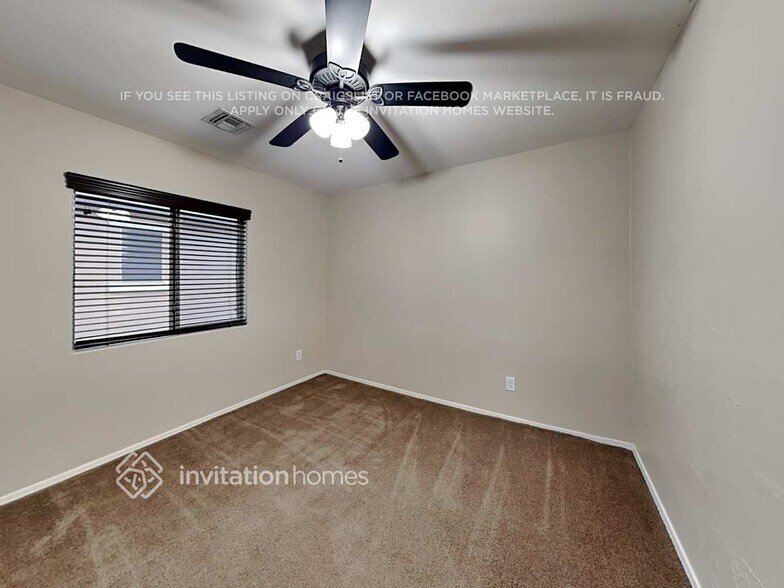 Building Photo - 3926 S Napa Ln