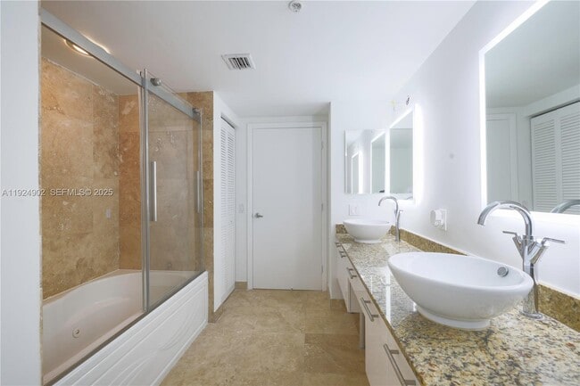 Building Photo - 41 SE 5th St