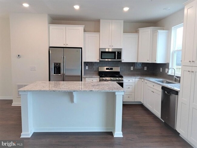 Building Photo - 1808 Boulder Dr