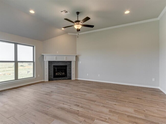 Building Photo - 479 Cherrybark Dr