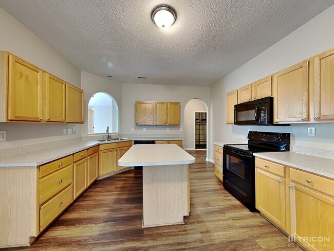 Building Photo - 11800 Mourning Dove Ln