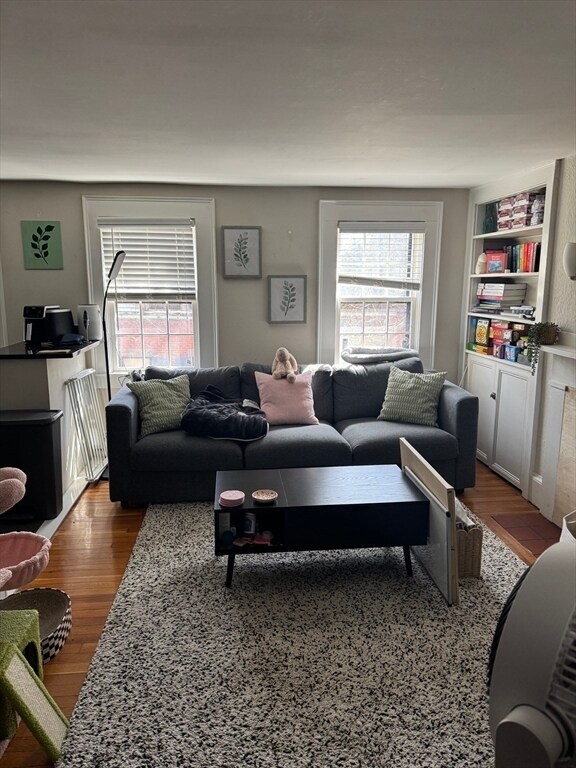 Building Photo - 44 Melrose St