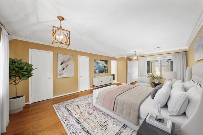 Building Photo - 2555 Bering Dr