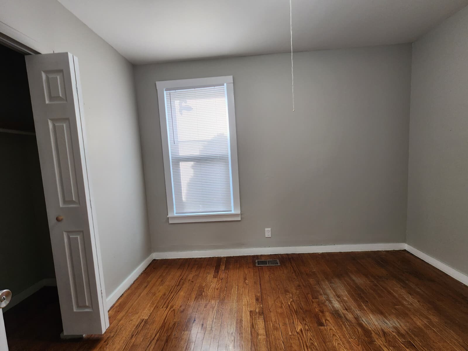 Building Photo - 317 Bassett St