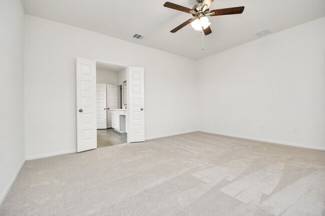 Building Photo - 2431 WAYBREAD Ln