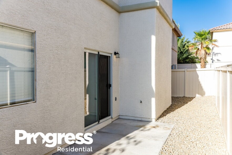 Building Photo - 7875 Windhamridge Dr