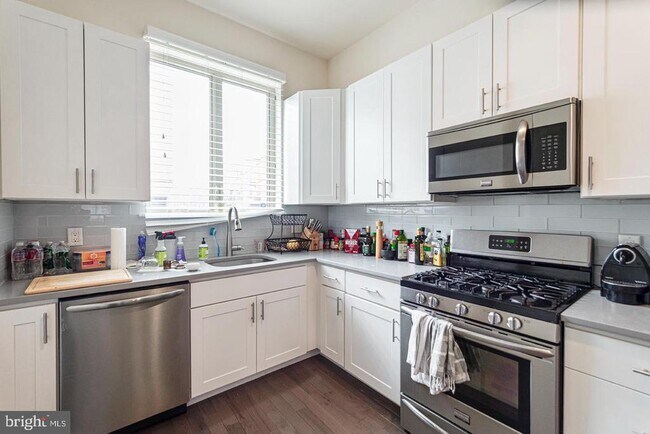 Primary Photo - 1775 Frankford Ave