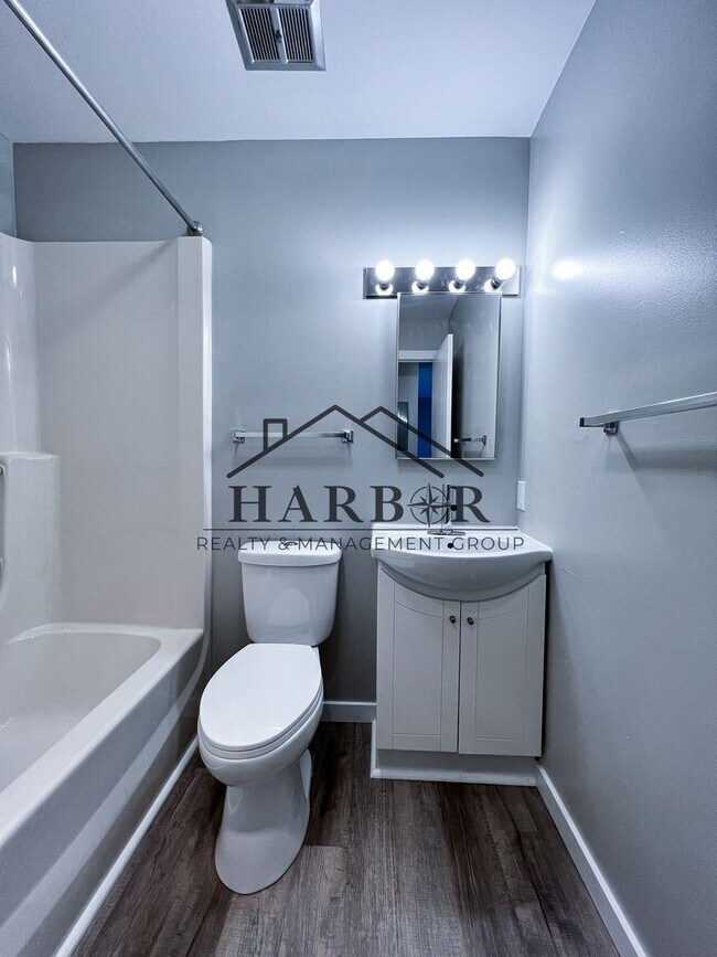 Building Photo - 1 Bedroom 1 Bath - New Avon - SPECIAL: App...