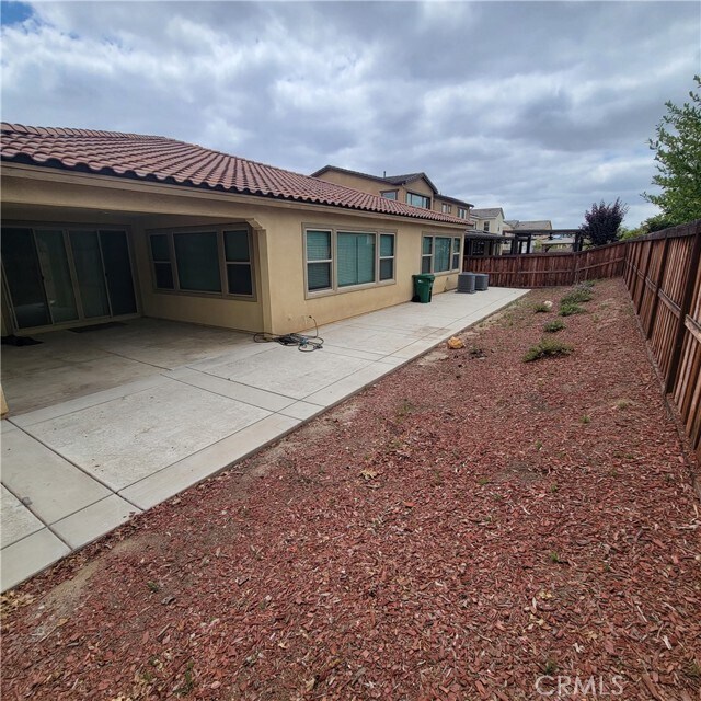 Building Photo - 27951 Mead Ct