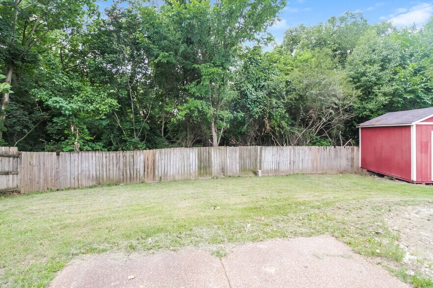Building Photo - 6803 Kerry Valley Ln