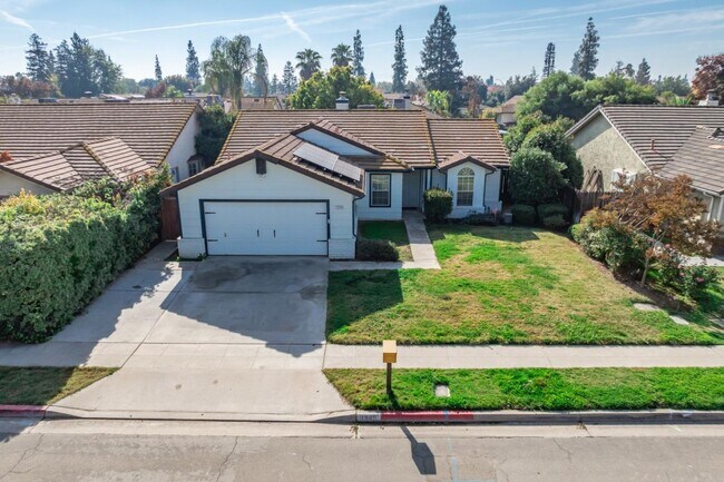 Building Photo - 3345 W Stuart Ave