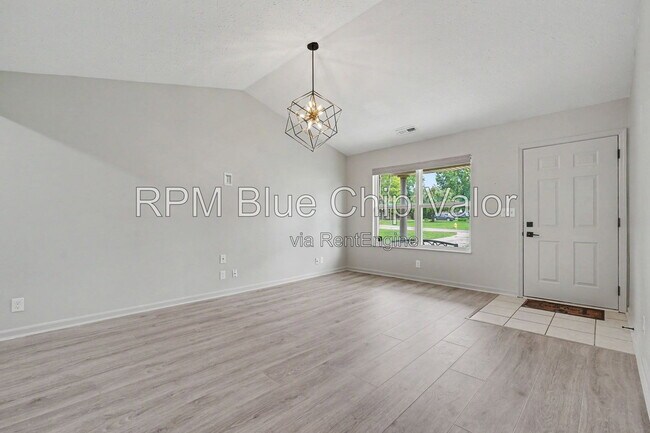 Building Photo - 5133 Cook Ave