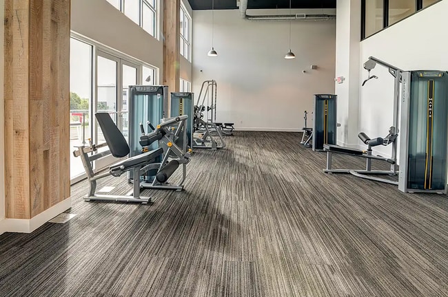 Building Photo - 10900 Legacy Gateway Cir