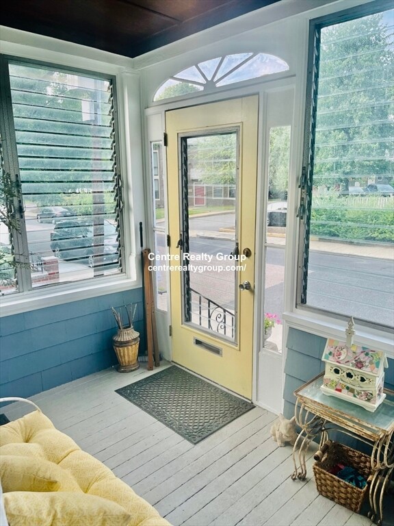 Building Photo - 118 Governor Winthrop Rd