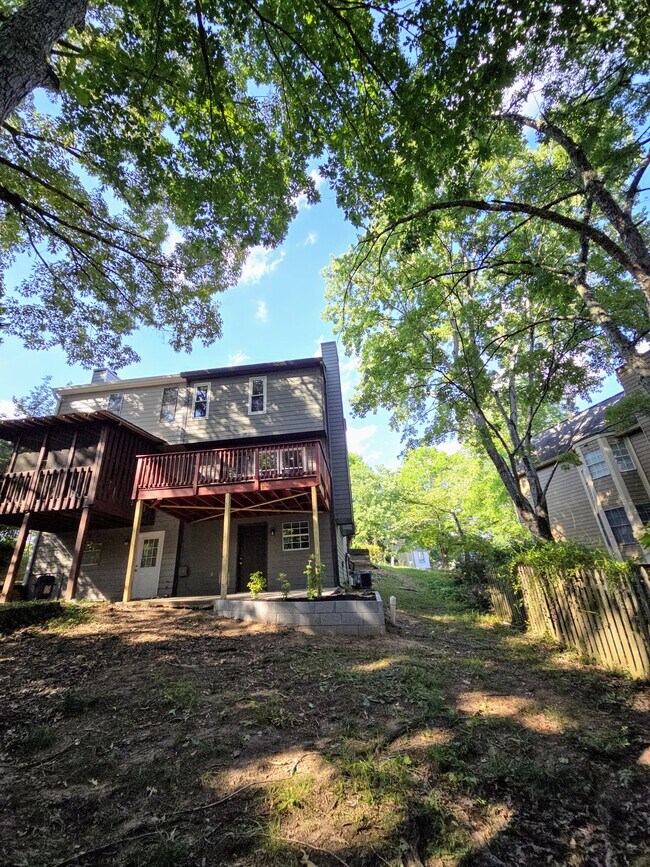 Building Photo - 5034 Laurel Bridge Dr SE