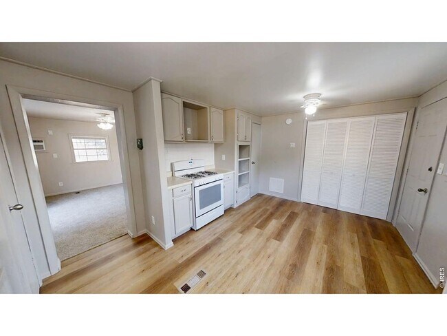 Building Photo - 114 Linden Dr