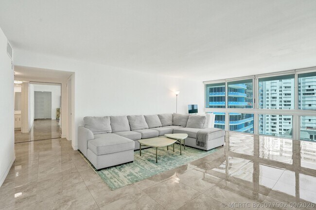 Building Photo - 1360 S Ocean Blvd