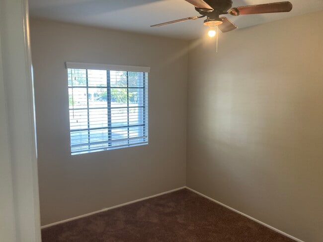 Bedroom - 205 N Mountain Ave