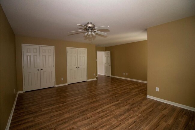 Building Photo - 21534 Pointed Oak Ln
