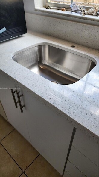 Building Photo - 8600 SW 109th Ave