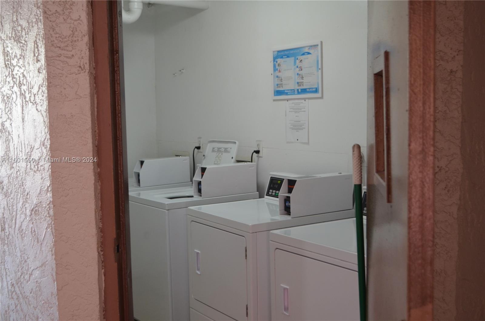 Building Photo - 7125 NW 186th St