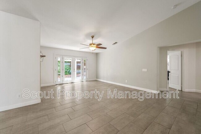 Building Photo - 36052 Breman Ct