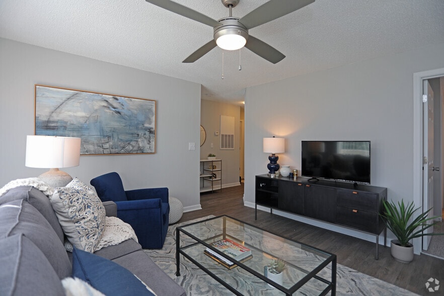 Lenox at Patterson Place 100 Rose Garden Ln Durham NC 27707