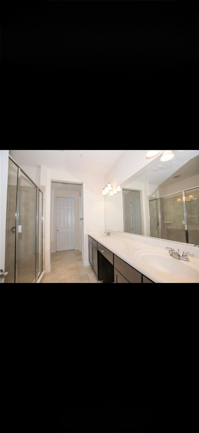 Building Photo - 649 Hangnest Ln