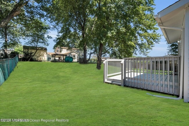 Building Photo - 1016 Woodlane Rd