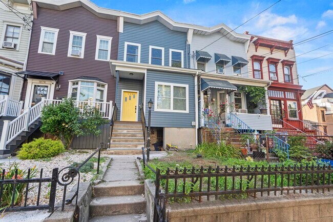 Building Photo - 189 Sherman Ave