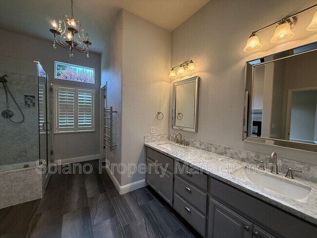 Building Photo - 2833 Prestwick Ct