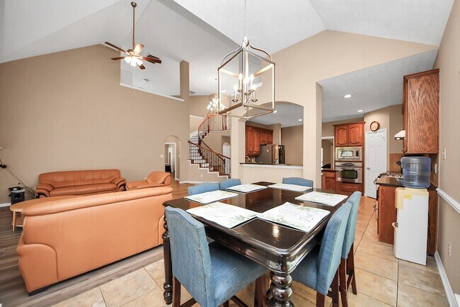 Building Photo - 706 River Delta Ln