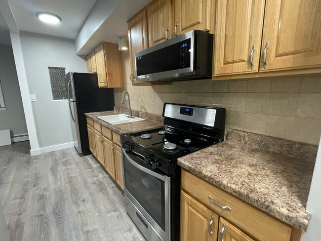 Building Photo - 5940 N Odell Ave