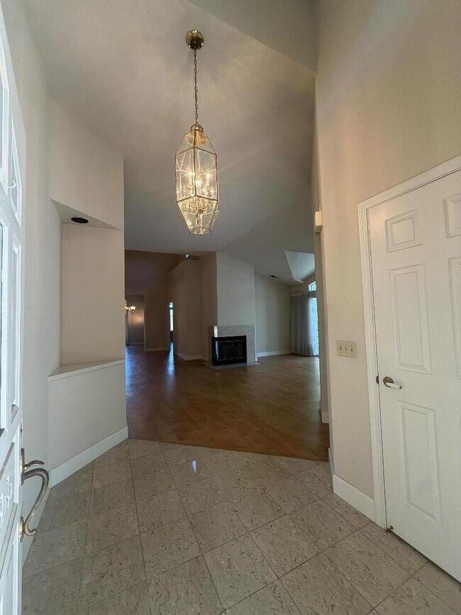 Building Photo - 7759 Beltane Dr