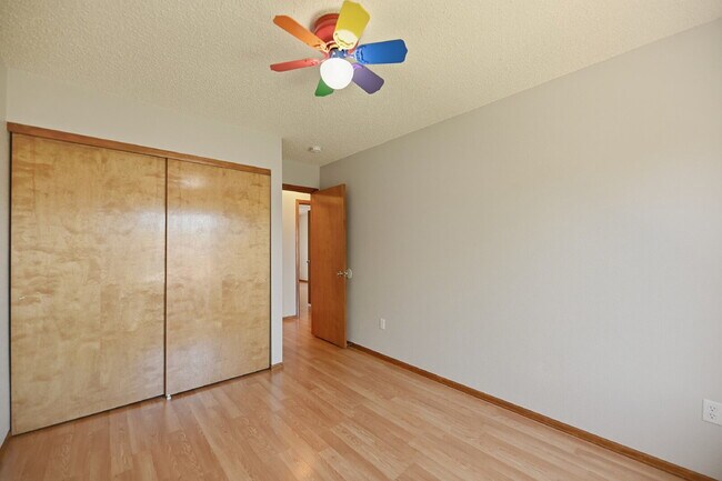 Building Photo - $2,995.95 | 4 Bed, 2 Bath Single Family Westminster Home – Central A/C and heating, In Unit Washe...