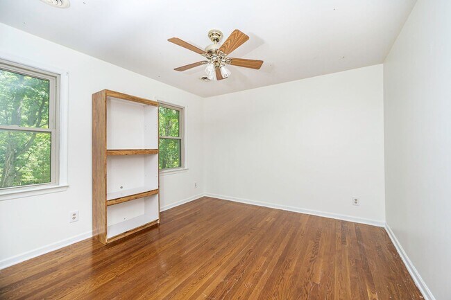 Building Photo - 720 Dove Path Ln