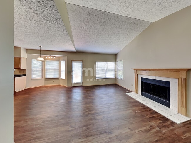 Building Photo - 7938 Windrift Pl