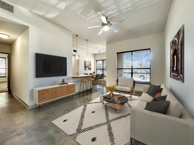 Building Photo - 306 McGowen St