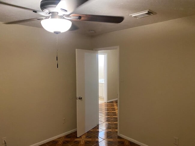 Building Photo - 4026 Clayton Bend Ct