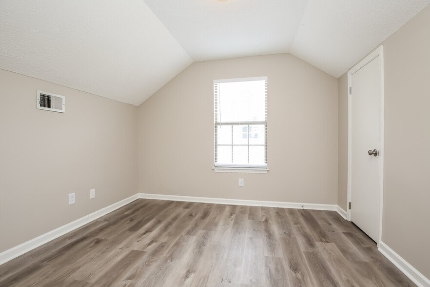 Building Photo - 309 Cedar Park Cir