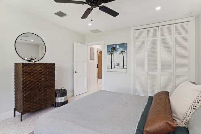 Building Photo - 1004 Langer Way