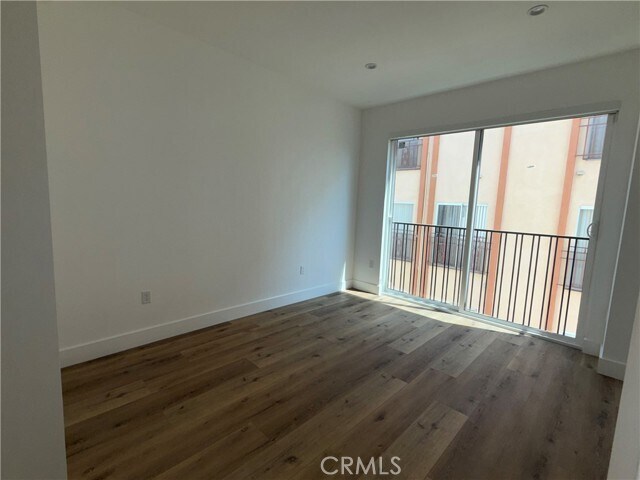 Building Photo - 5042 Laurel Canyon Blvd