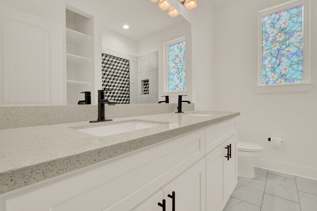 Building Photo - 6635 T C Jester Blvd