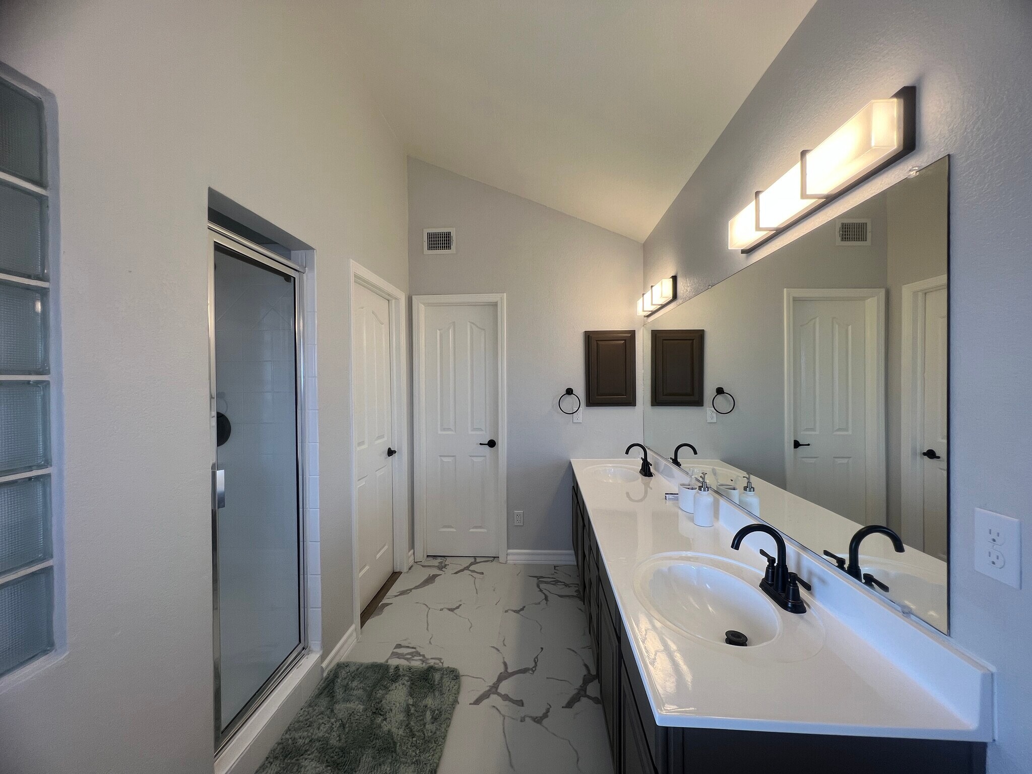 Building Photo - 485 Jeweled Mesa Ct