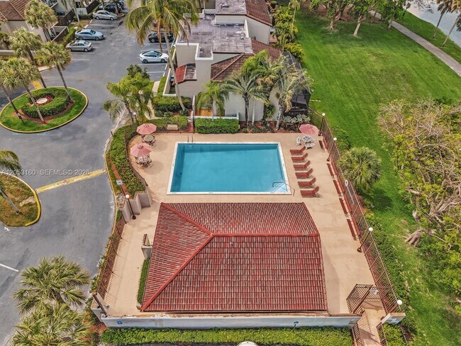 Building Photo - 15325 SW 106th Terrace