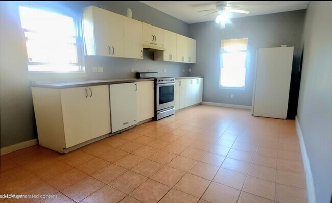 Building Photo - 42 Esmond St
