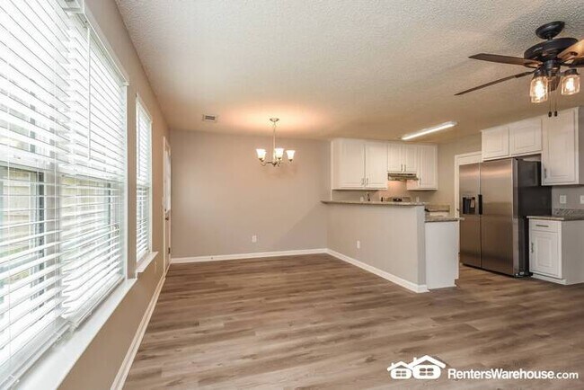 Building Photo - Beautiful Two Story in South Fulton