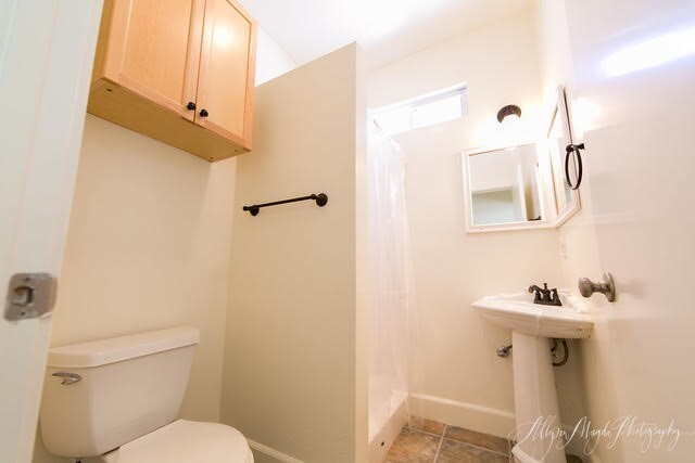 Building Photo - 1430 Pine St