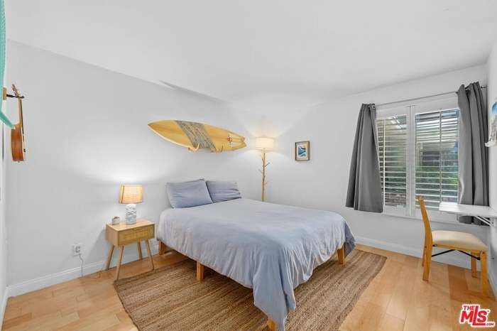 Building Photo - 1125 Pico Blvd