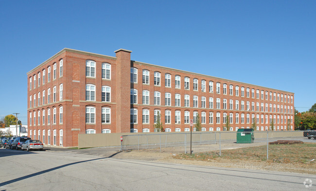 Building Photo - Silver Mill Apartments